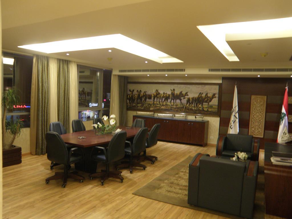 Elite Hotel & Spa Beirut Bagian luar foto