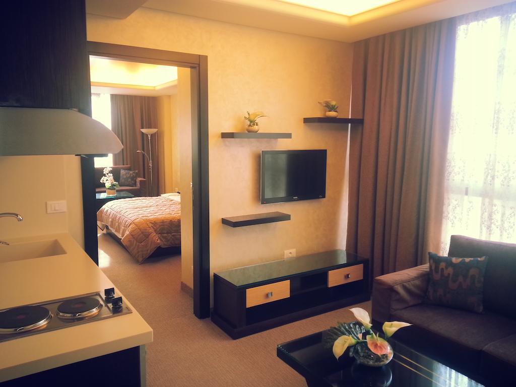 Elite Hotel & Spa Beirut Bagian luar foto